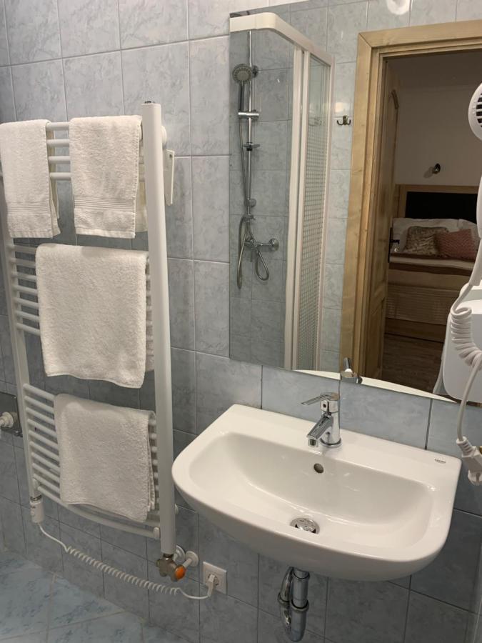 Varga Vendeghaz Sumegpraga Exteriér fotografie